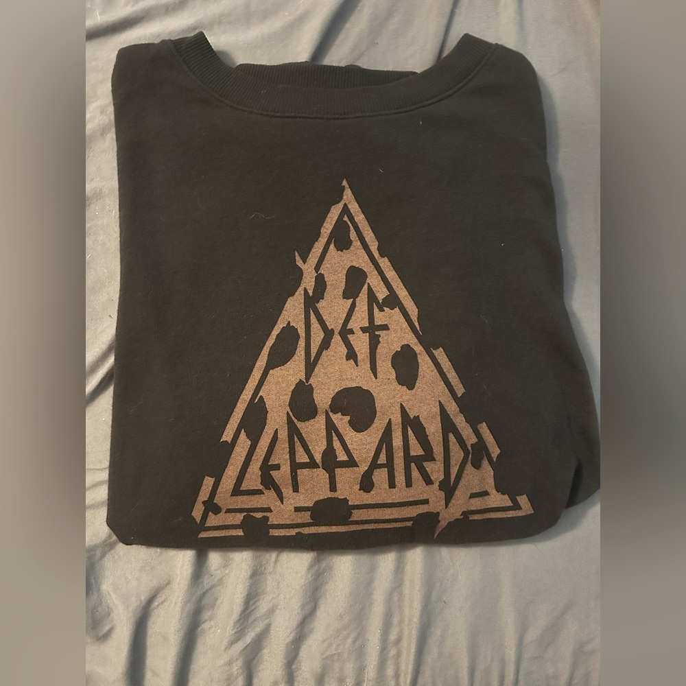 Def Leppard Sweater